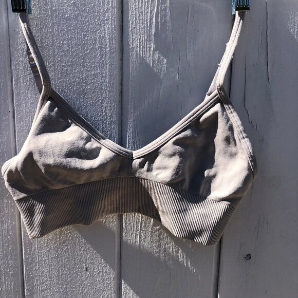 Lululemon Awakening Bra Taryn Toomey Colle… - Picture 2 of 6